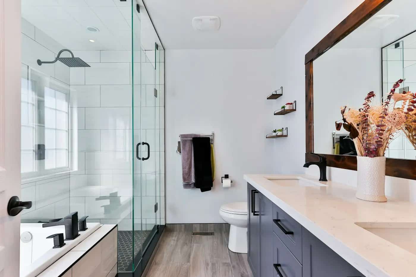 Modern bathroom